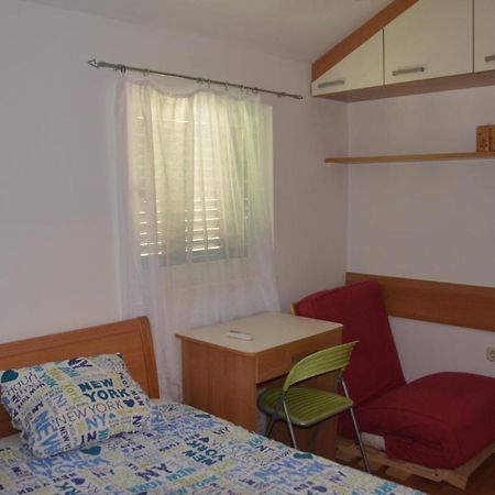 Apartman Ananda Bol - 2 Bedrooms, 7 Beds Kültér fotó