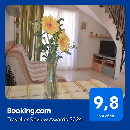 Apartman Ananda Bol - 2 Bedrooms, 7 Beds Kültér fotó