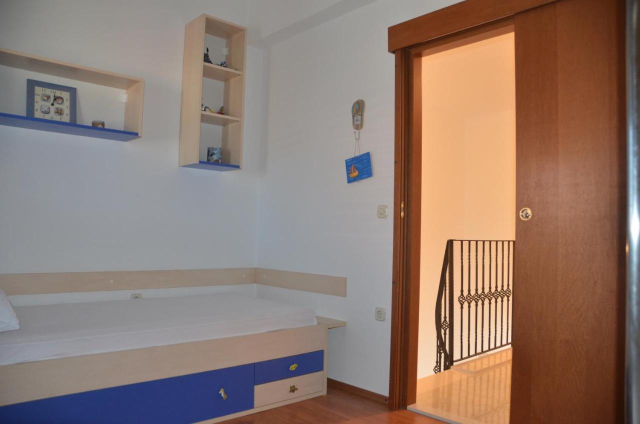 Apartman Ananda Bol - 2 Bedrooms, 7 Beds Kültér fotó